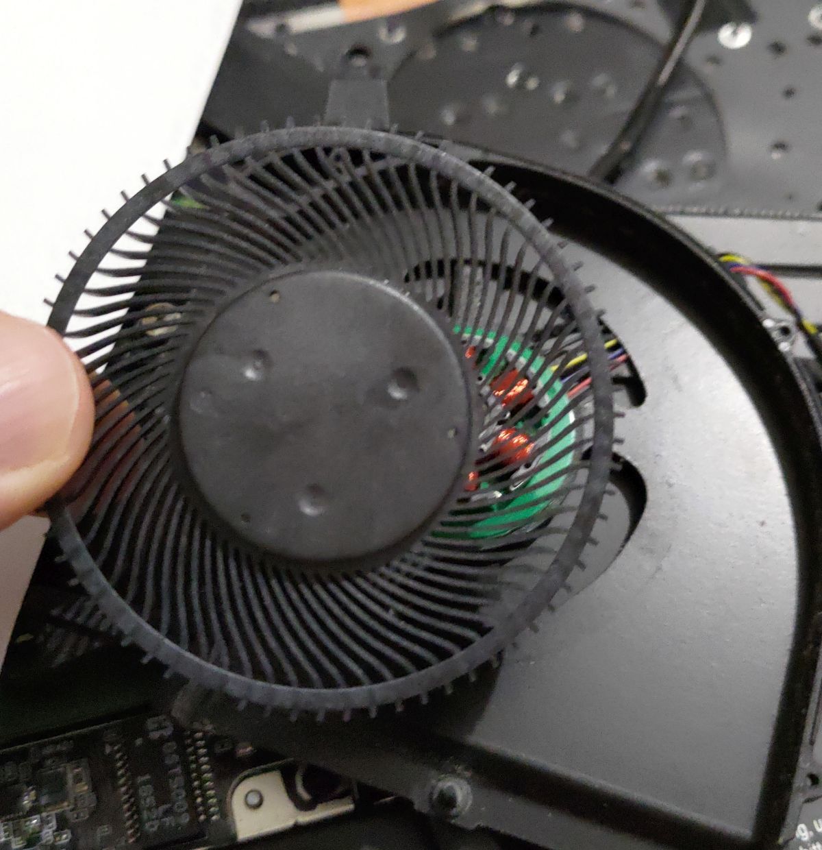 How to Fix Gigabyte Aero 15 OLED fan? Mika Likes 👍™